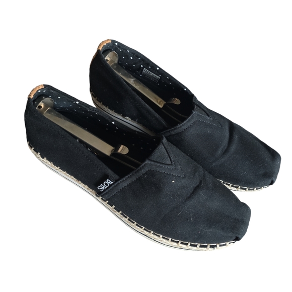 BOBS from SKECHERS with Memory Foam Size 8 - Picture 3 of 9